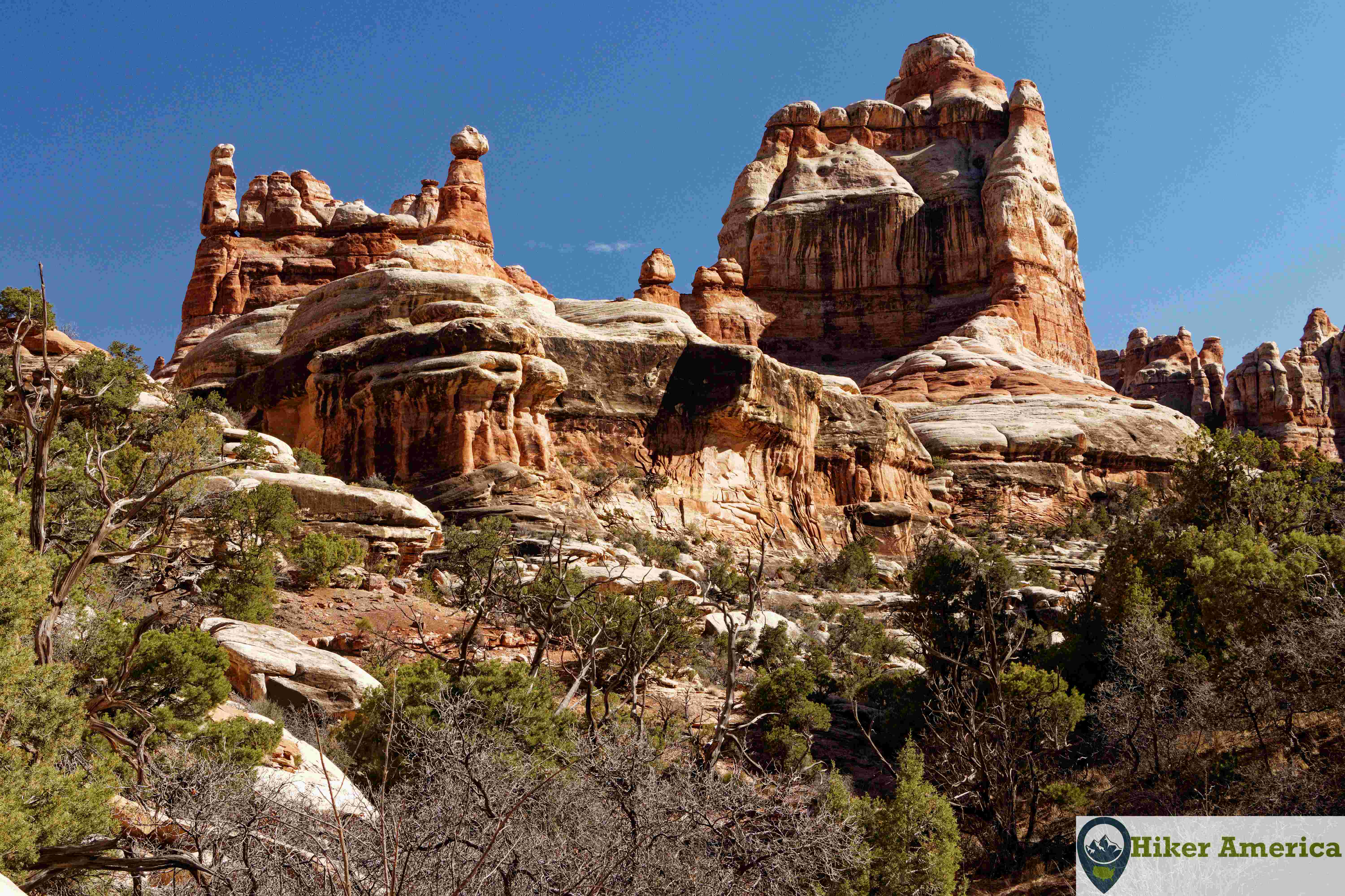 Dramatic spires on the Druid Arch Trail.